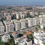 מגדל רעננה עולה למעלה