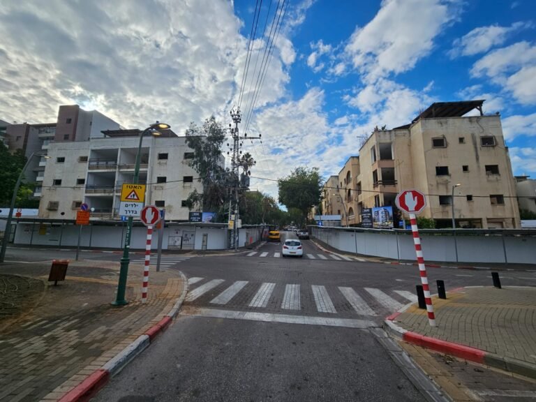 מחדשים את אחד העם בהרצליה