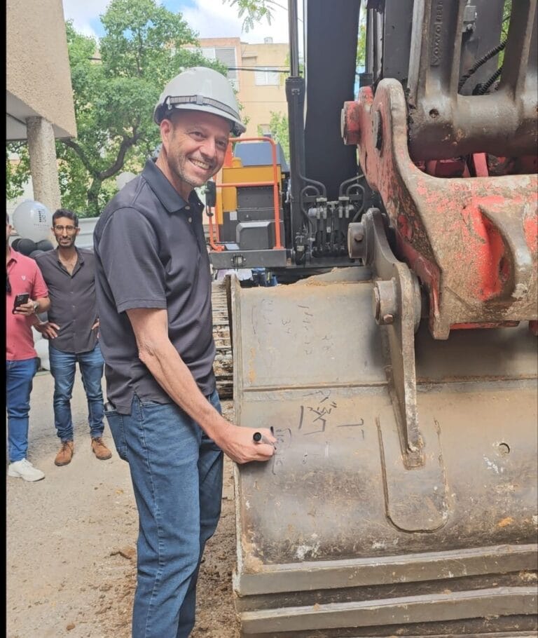 “לבנות מול עזה – זה הפרויקט הציוני שלי”