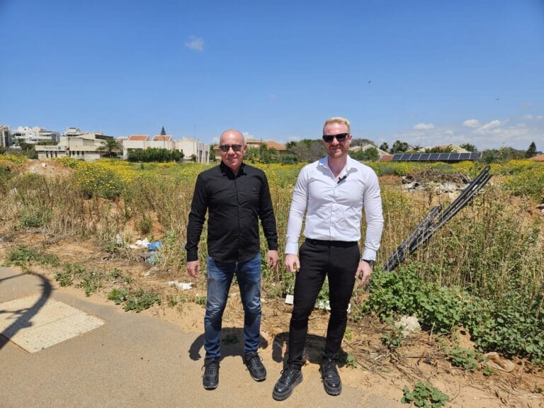 מביאים את יוקרת הוילות לבנייה הרוויה: ראיון מיוחד עם מאיר סומר, מנכ"ל חברת הנדל"ן "גיא סאל"