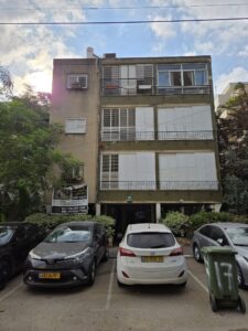 מה עוצר פרויקט התחדשות עירונית של 30 דירות? החלטת הוועדה ברעננה מספקת את התשובה