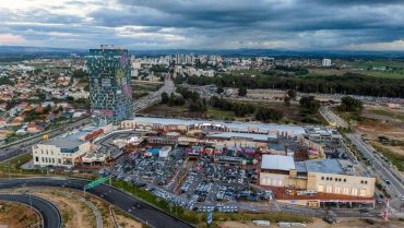 Sydd1KZBxl_0_0_1600_900_0_x-large