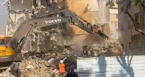 פרויקט ההתחדשות ברחוב ספיר בפתח תקווה יצא לדרך : שלושה בניינים נהרסו