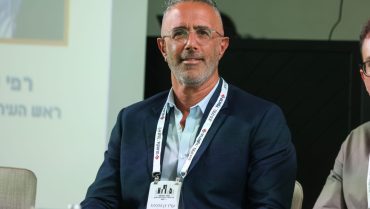 קיבלתם היתר בנייה? אל תתפנו לפני שכל ההגנות שלכם במקוםהמלחמה משנה סדרי עדיפויות: “היום ברור – קודם מרחב מוגן, אחר כך כל היתר”