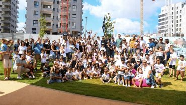 קסדות, יצירה והרבה חיוכים: ילדי עובדי קידר מבנים הפכו ל"בנאים צעירים" ליום אחד