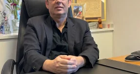 מוביל את ההתחדשות העירונית בהוד השרון