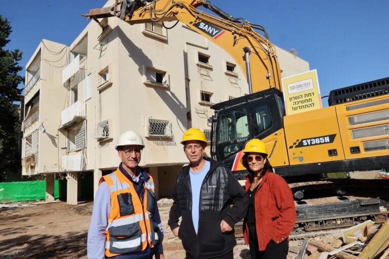 השלישי של ברוש בביאליק רמת השרון