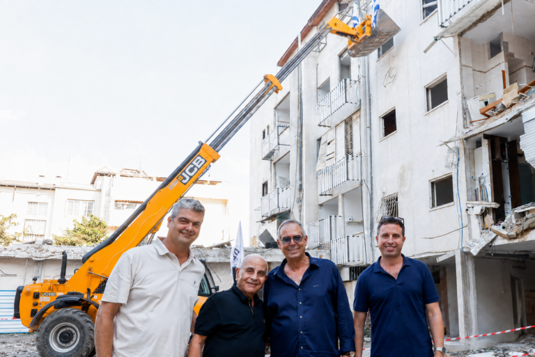 מצלאוי יוצאת לדרך ברמת השרון: 30 דירות ייהרסו – 82 דירות ו-16 חנויות ייבנו במקומן